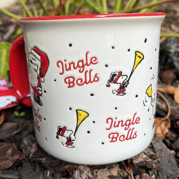 Speckled Christmas Jingle Bells Snoopy Mug - Picture 4 of 6